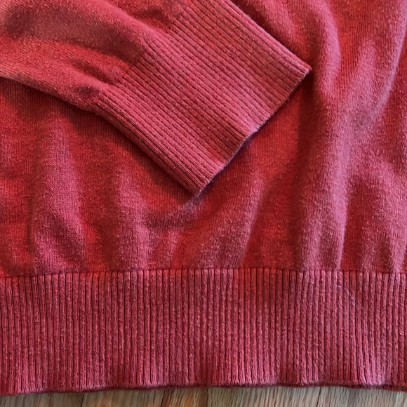 A&F V-neck sweater - Picture 4 of 5